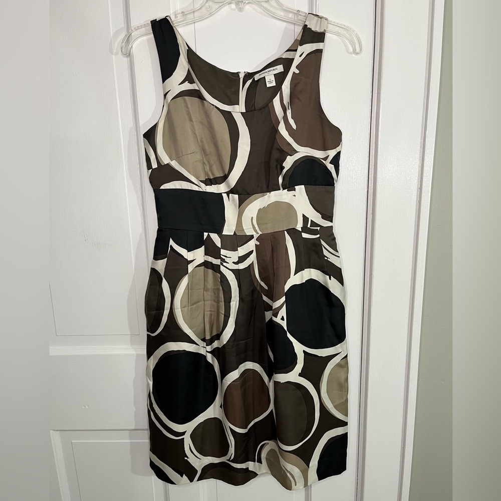 Banana Republic Silk Blend Geometric Earth Toned Sleeveless Dress Size 2